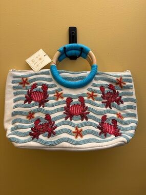 Sol and Mer White Canvas Tote. Turquoise Handles & handcrafted beaded Crabs NWT